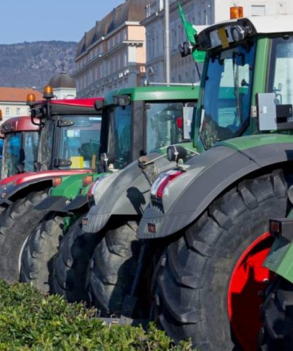 Windscreens for tractors