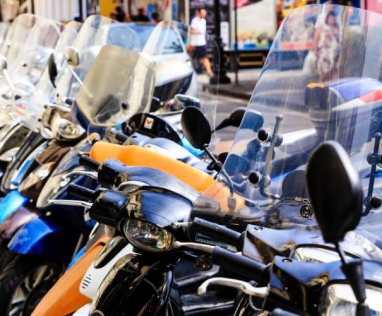 Windscreens for motorcycles